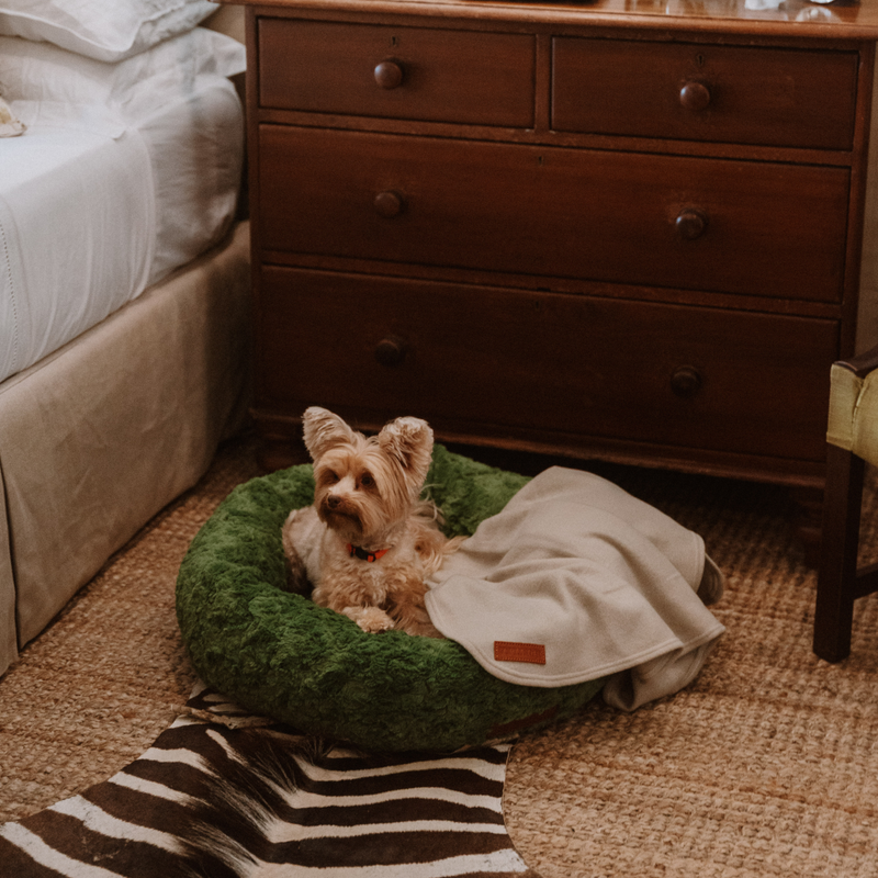 Load image into Gallery viewer, Huntlea Calming Kuddler Round Dog Bed
