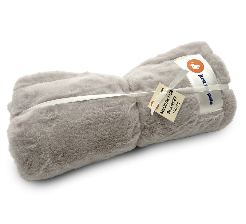 Load image into Gallery viewer, Luxury Fur Pet Blankets: Cream
