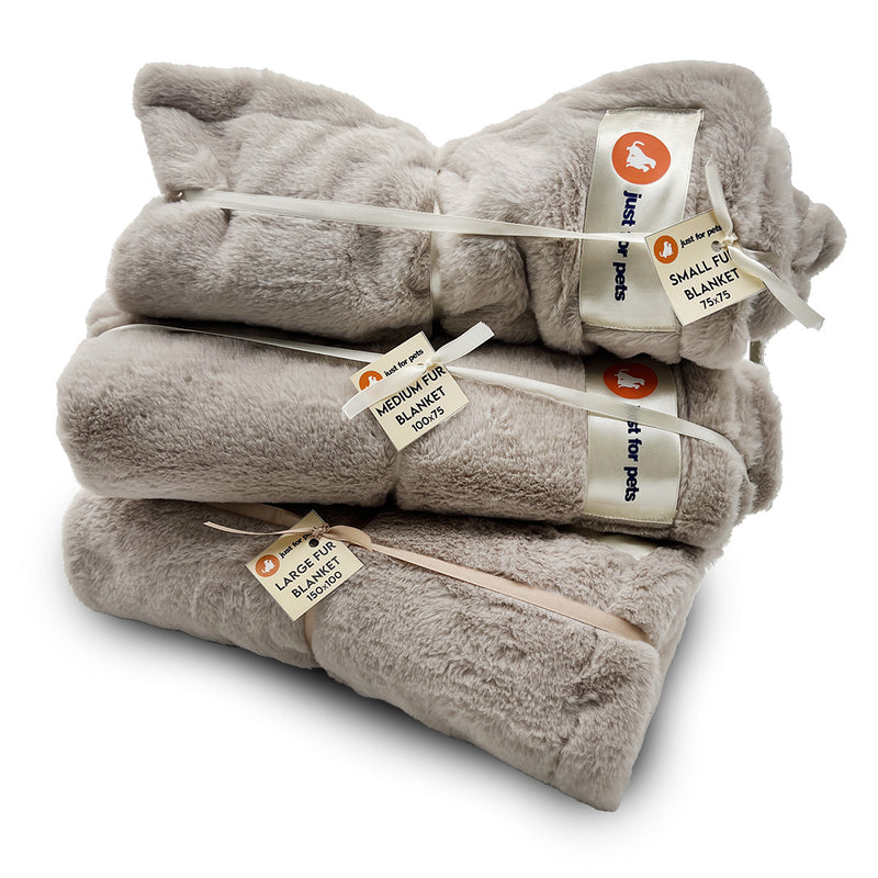 Load image into Gallery viewer, Luxury Fur Pet Blankets: Cream
