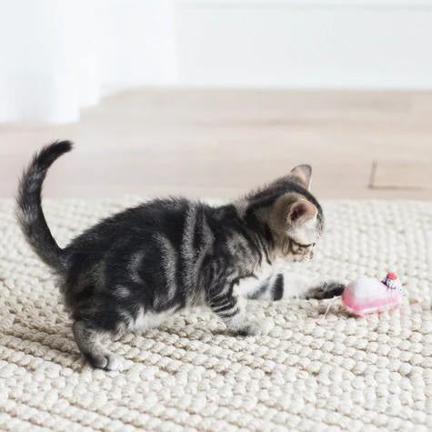 Load image into Gallery viewer, FAT CAT Classic Eeeks! Cat Toy
