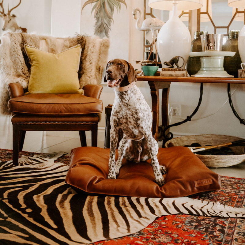 Load image into Gallery viewer, Huntlea Leather Luxury Napper Matlow Dog Bed
